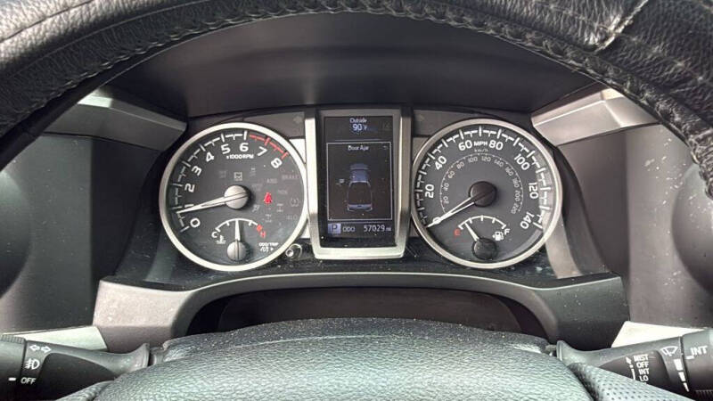 2022 Toyota Tacoma SR5 V6
