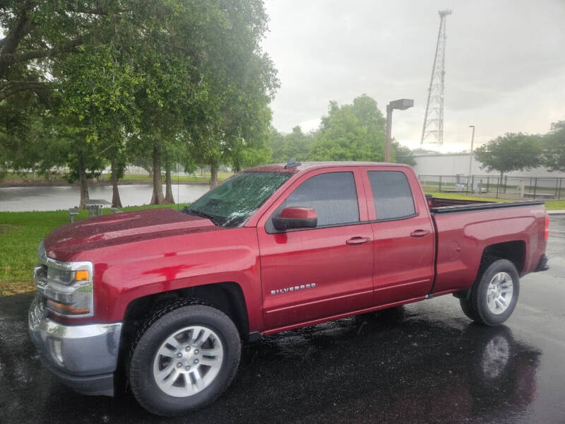 2016 Chevrolet Silverado 1500 LT photo 2