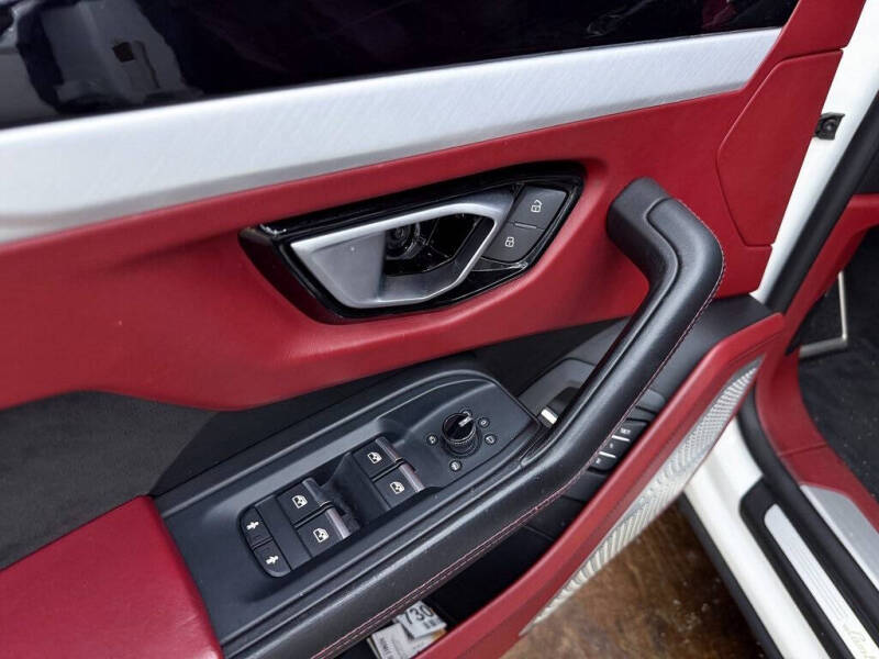 2019 Lamborghini Urus