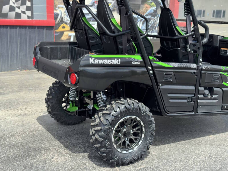 2022 Kawasaki Teryx 4 800CC LE LOW MILES!!
