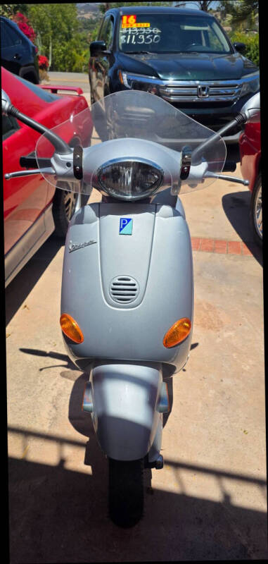 2005 Vespa ET4