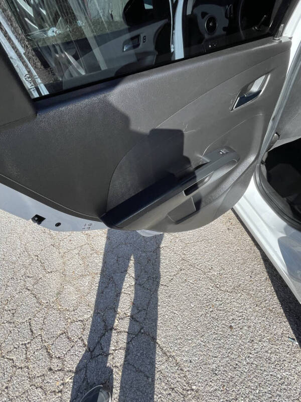 2016 Chevrolet Sonic LT Auto