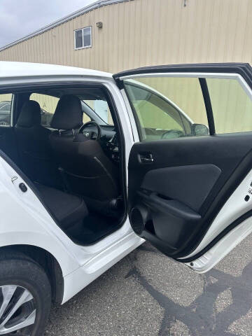 2022 Toyota Prius LE