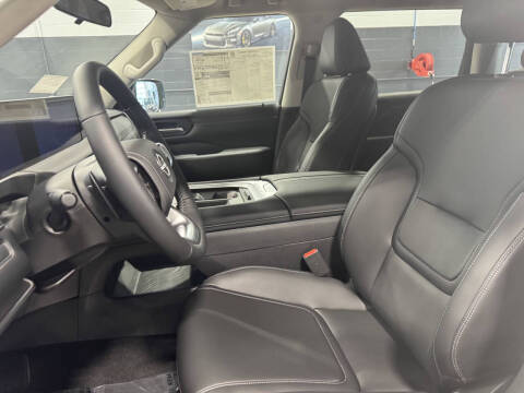 2025 Nissan Armada SV