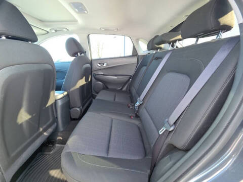 2022 Hyundai Kona SEL