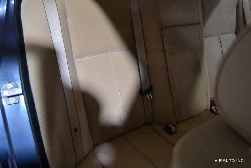 2002 BMW 5 Series 525i