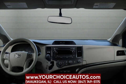 2012 Toyota Sienna LE Mobility 7-Passenger