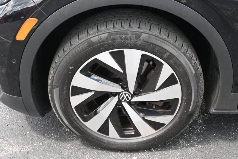 2023 Volkswagen ID.4 Pro