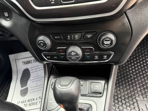 2020 Jeep Cherokee Trailhawk