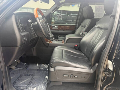 2016 Lincoln Navigator Select