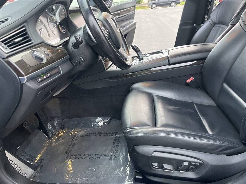 2013 BMW 7 Series 750i