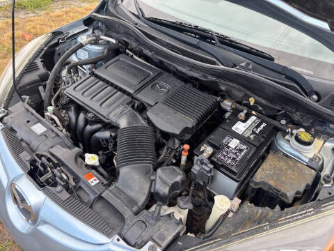 2013 Mazda MAZDA2 Sport