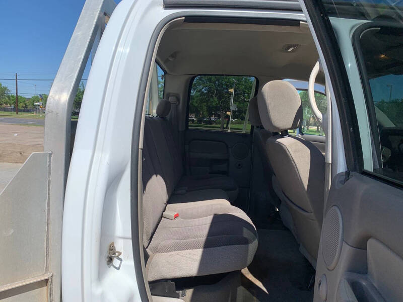 2004 Dodge Ram 3500 SLT