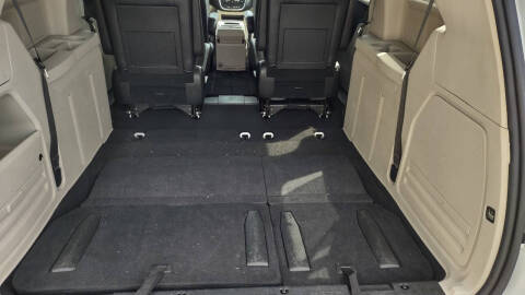 2015 Chrysler Town and Country Touring