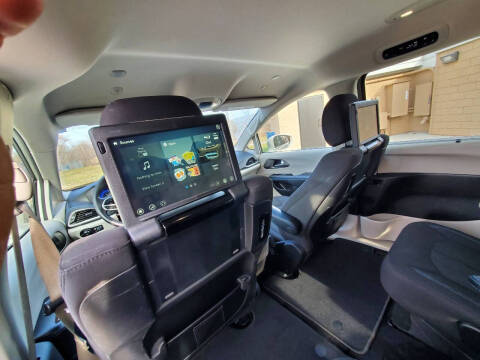 2021 Chrysler Pacifica Touring