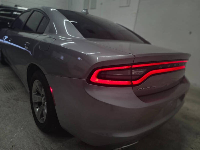 2017 Dodge Charger SXT