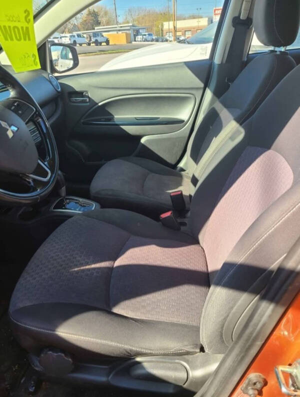 2018 Mitsubishi Mirage SE