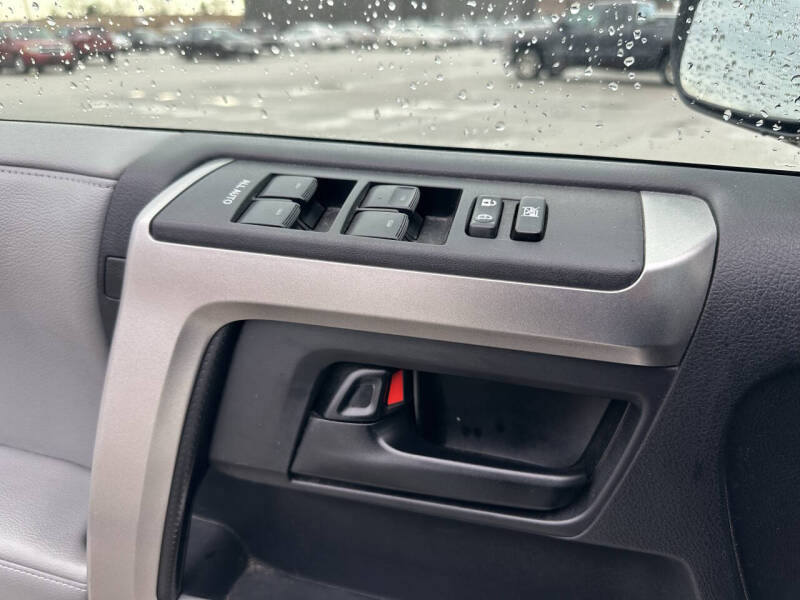 2012 Toyota 4Runner SR5 - Photo 39