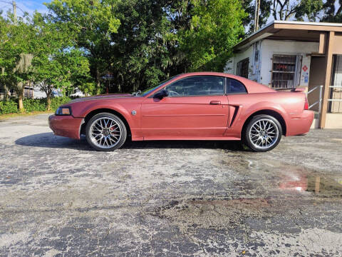 2004 Ford Mustang