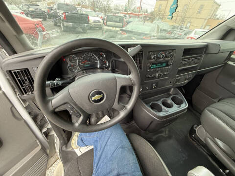 2018 Chevrolet Express 2500
