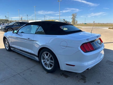 2016 Ford Mustang V6