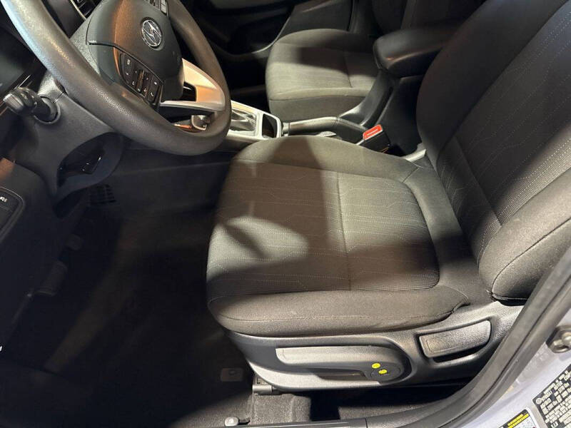 2024 Hyundai Venue SE