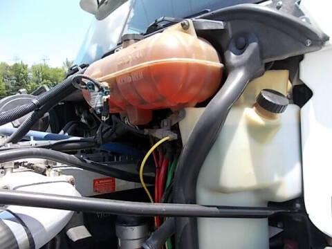 2005 Freightliner Columbia 112