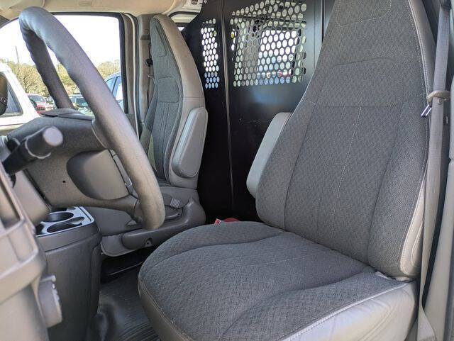 2024 GMC Savana 2500