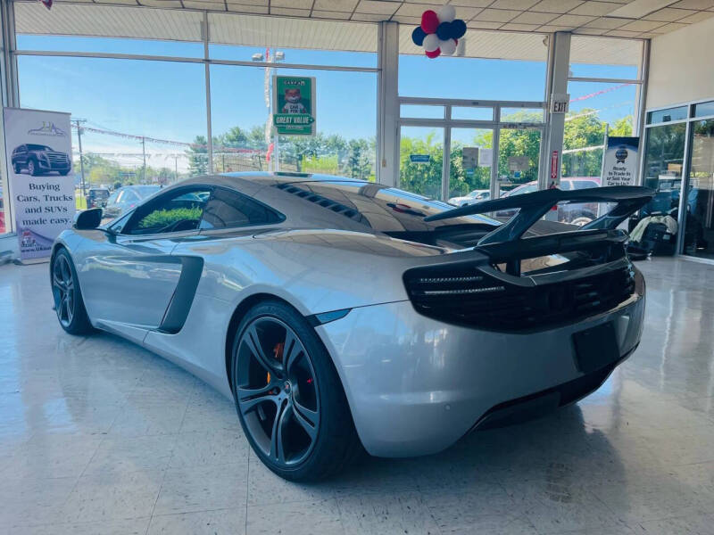 2012 McLaren MP4-12C