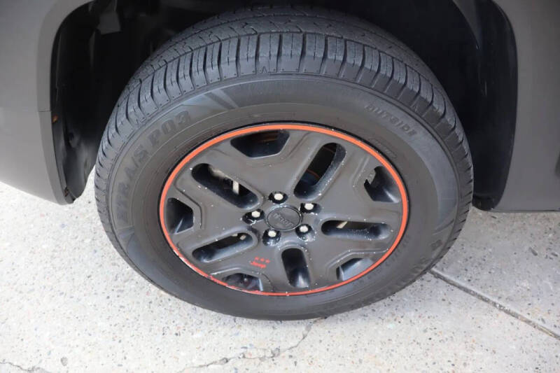 2016 Jeep Renegade Trailhawk