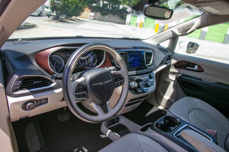 2017 Chrysler Pacifica Limited