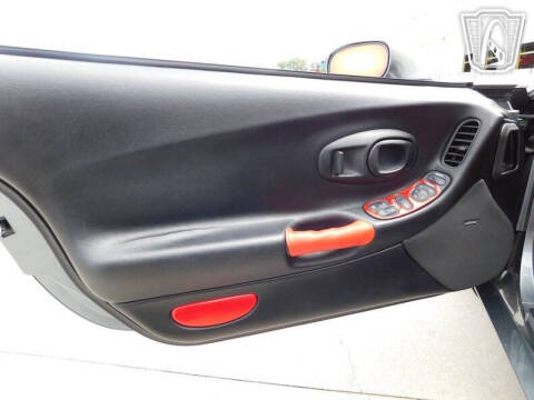 2004 Chevrolet Corvette