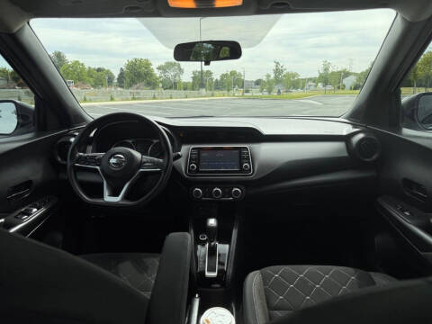 2019 Nissan Kicks S