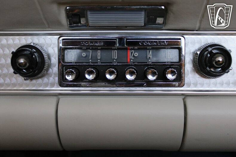 1957 Ford Thunderbird