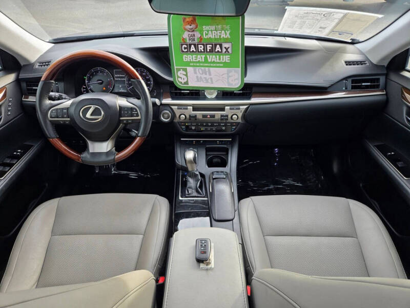 2017 Lexus ES 350