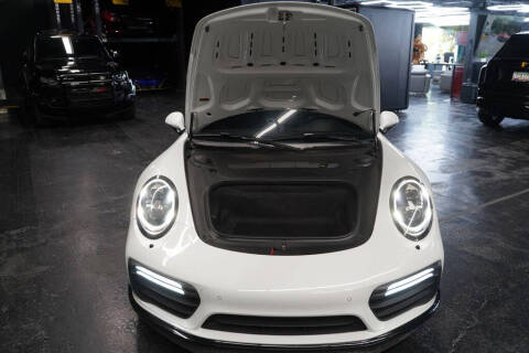 2017 Porsche 911 Turbo S