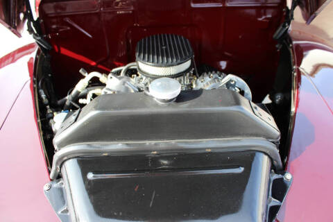 1946 Ford Super Deluxe