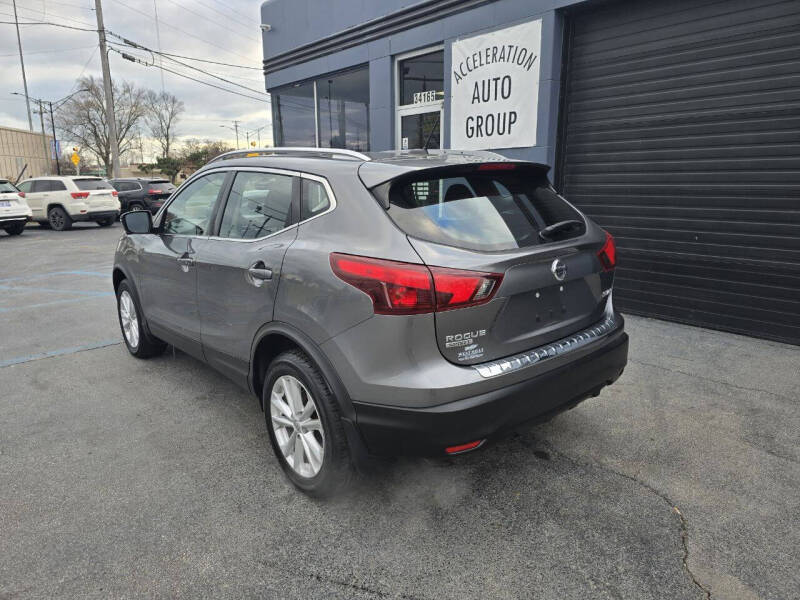 2017 Nissan Rogue Sport SV photo 6