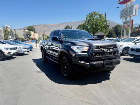 2020 Toyota Tacoma SR