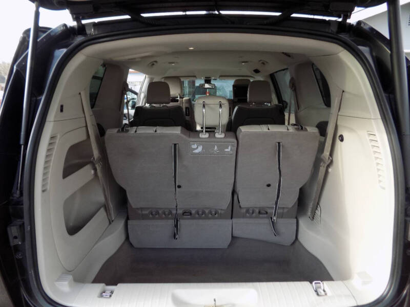 2017 Chrysler Pacifica Touring-L Plus
