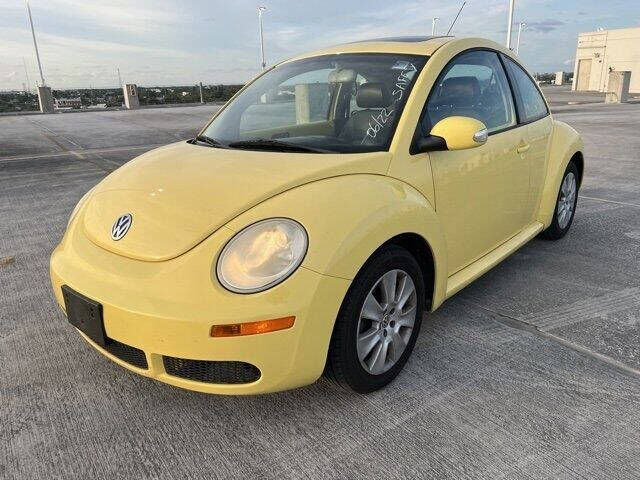 2009 Volkswagen New Beetle Base PZEV