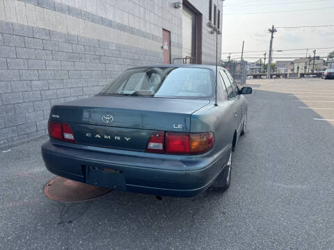 1996 Toyota Camry LE