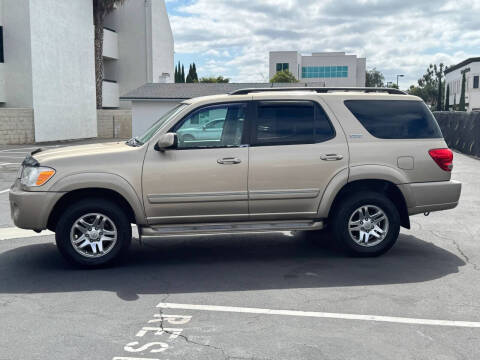 2005 Toyota Sequoia SR5