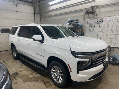 2025 Chevrolet Suburban LT