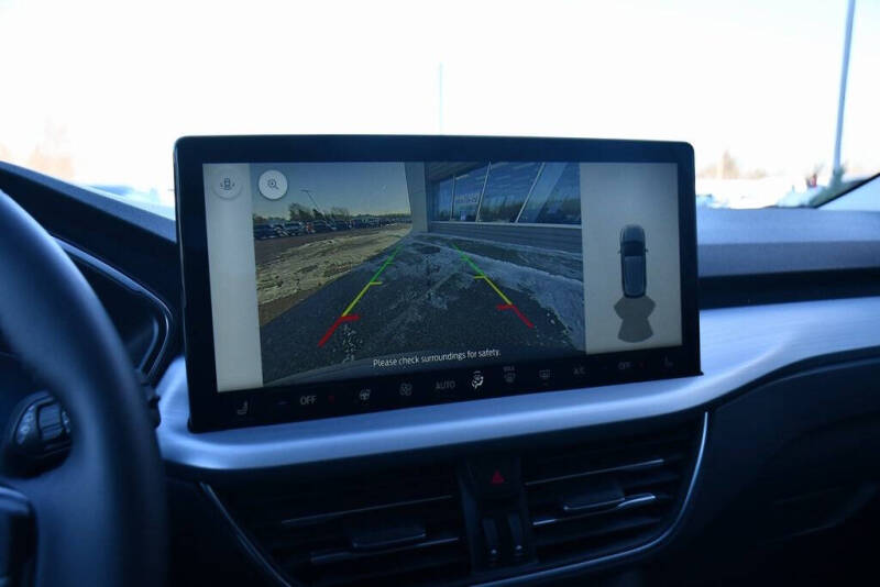 2026 Ford Escape Platinum