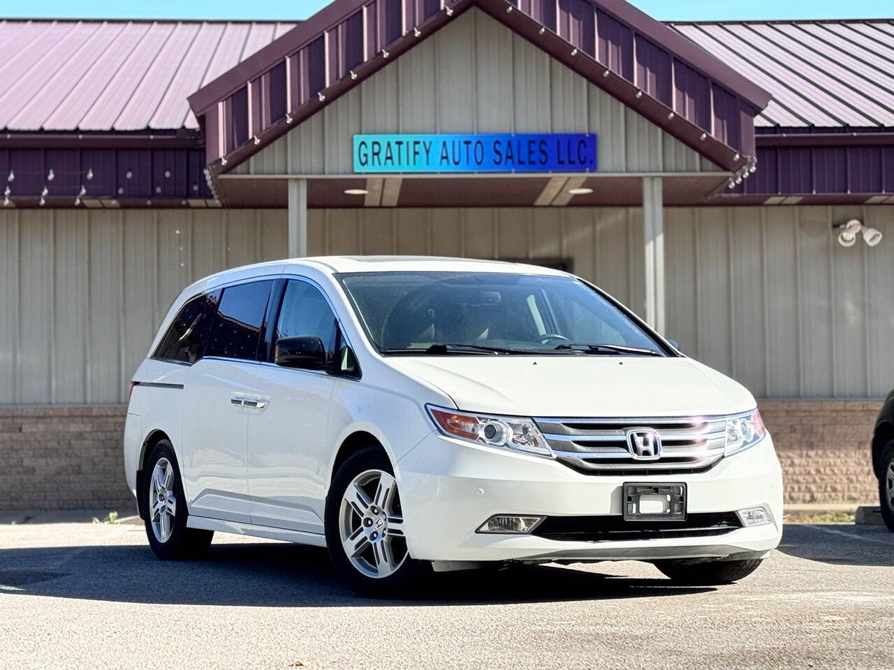 2013 Honda Odyssey for sale at Gratify Auto Sales LLC in Lincoln, NE