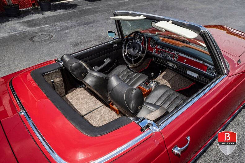 1970 Mercedes-Benz 280-Class