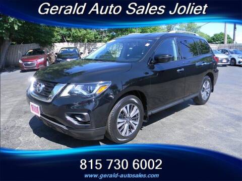 2017 Nissan Pathfinder for sale at Gerald Auto Sales in Joliet IL