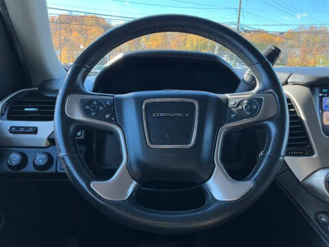 2017 GMC Yukon XL Denali