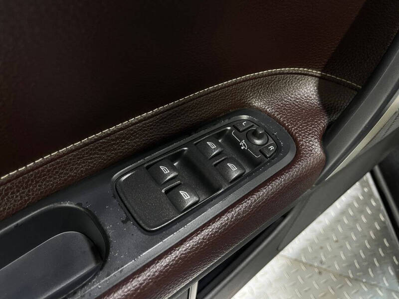 2013 Volvo C70 T5 Platinum